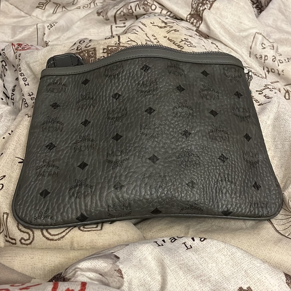 Authentic MCM Visetos Original Pouch Medium (Wristlet)